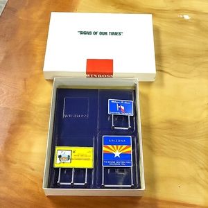 Winross welcome signs